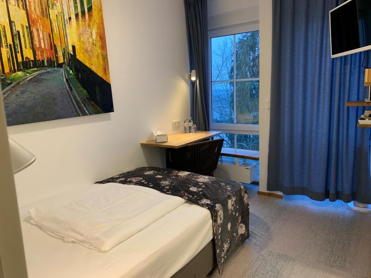 Hotel Schoene Aussicht Frankfurt nad Menem Zewnętrze zdjęcie