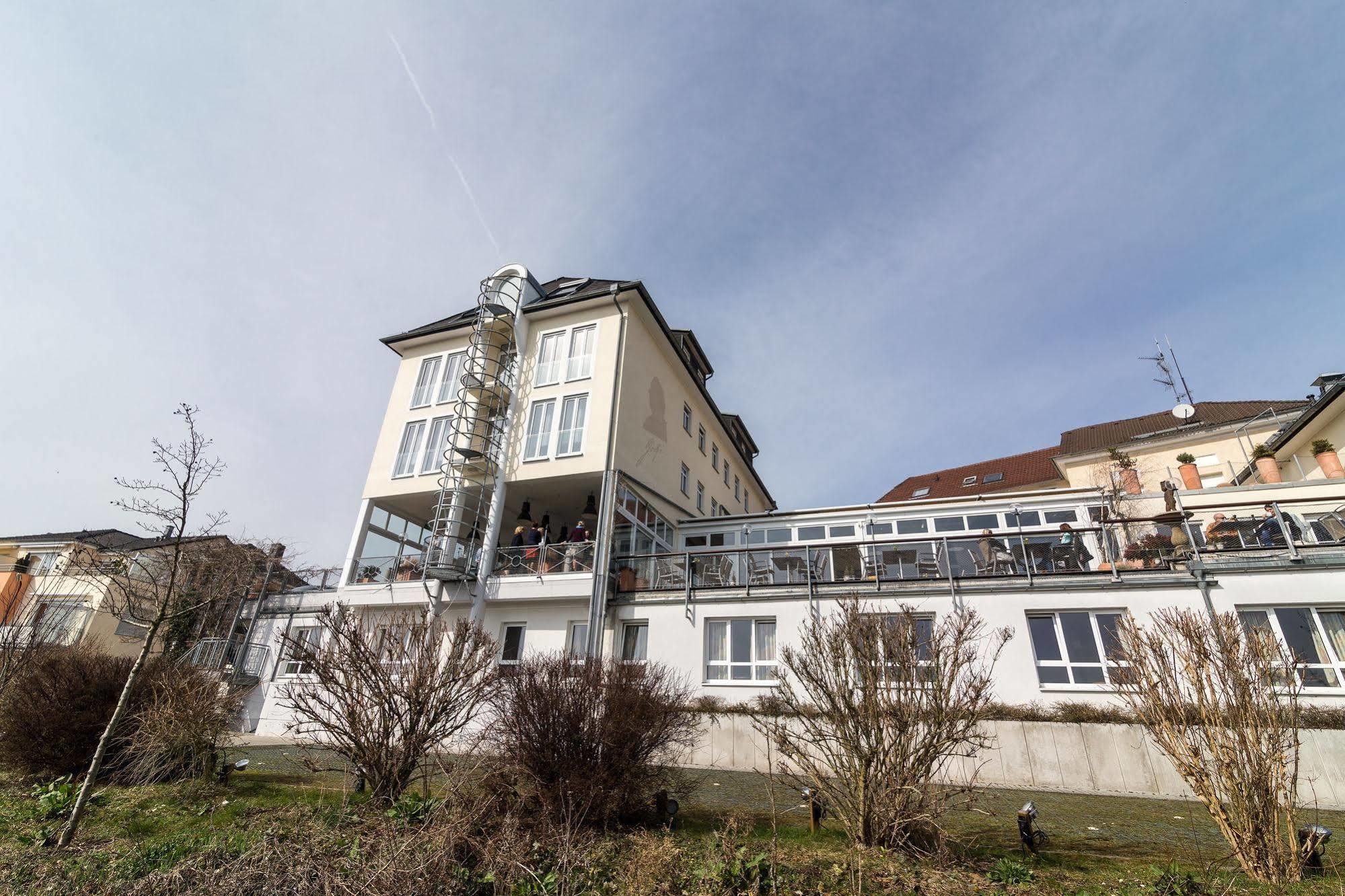 Hotel Schoene Aussicht Frankfurt nad Menem Zewnętrze zdjęcie