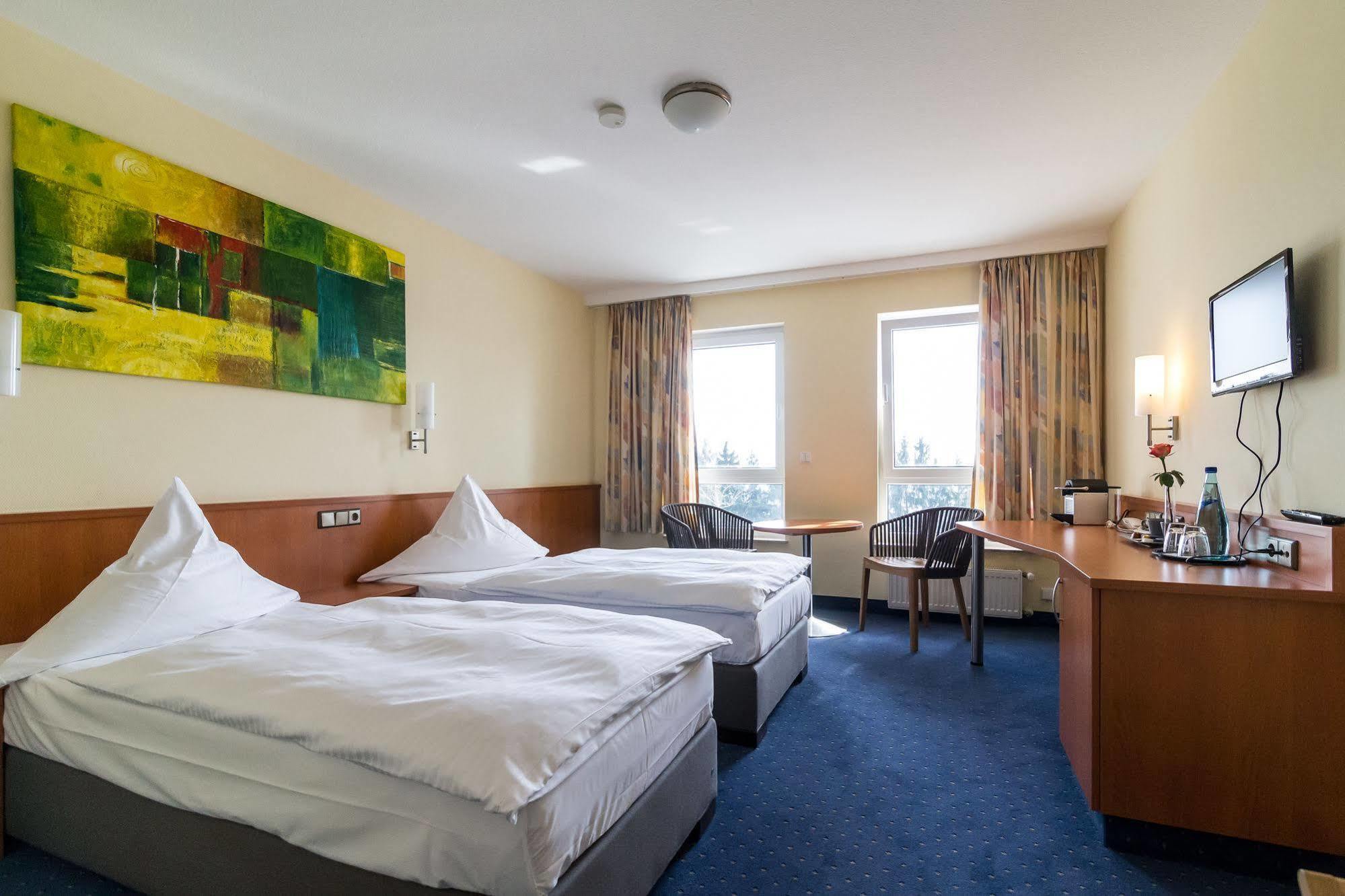 Hotel Schoene Aussicht Frankfurt nad Menem Zewnętrze zdjęcie